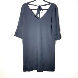 An'ge black V-neck 3/4 sleeve shift dress size small S B107